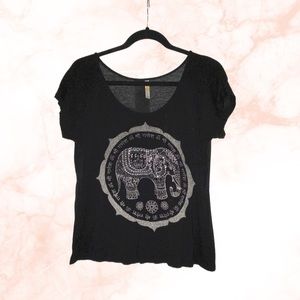 Occasion black elephant crop top tee